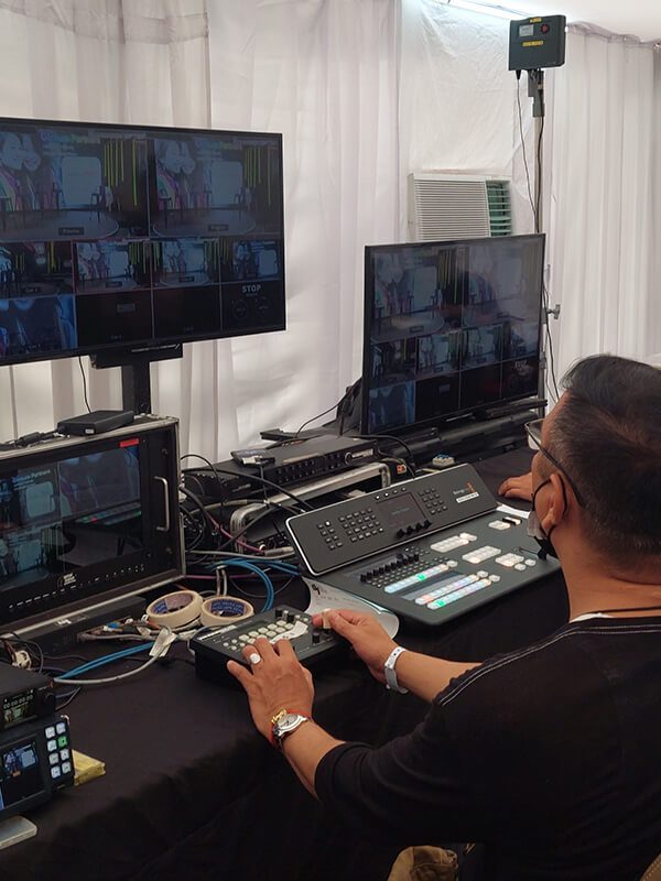 Live-Streaming Live-Streaming